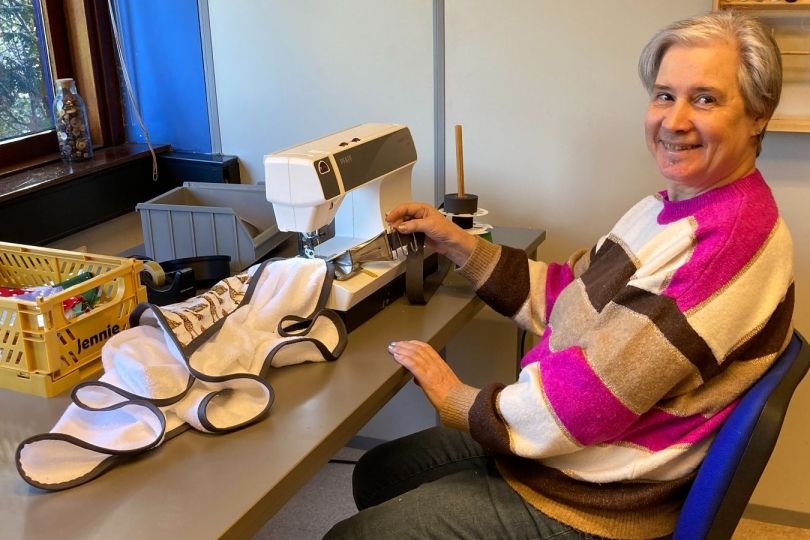 Jennie leert en inspireert bij Dagbesteding De Boei in Vlaardingen