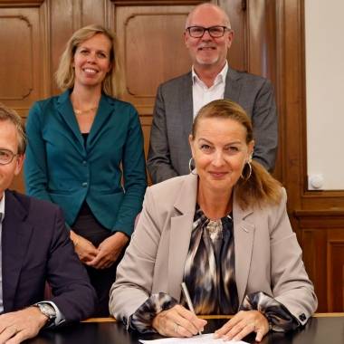 Gemeente Vlaardingen en Ipse de Bruggen tekenen intentieovereenkomst