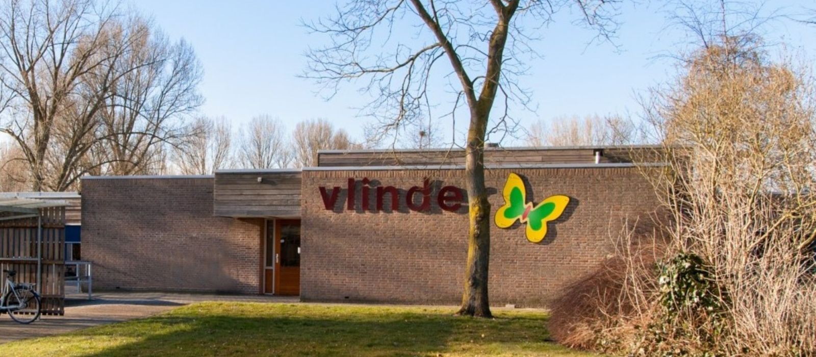Gebouw dagbestedingscentrum De Vlinder in Nieuwveen