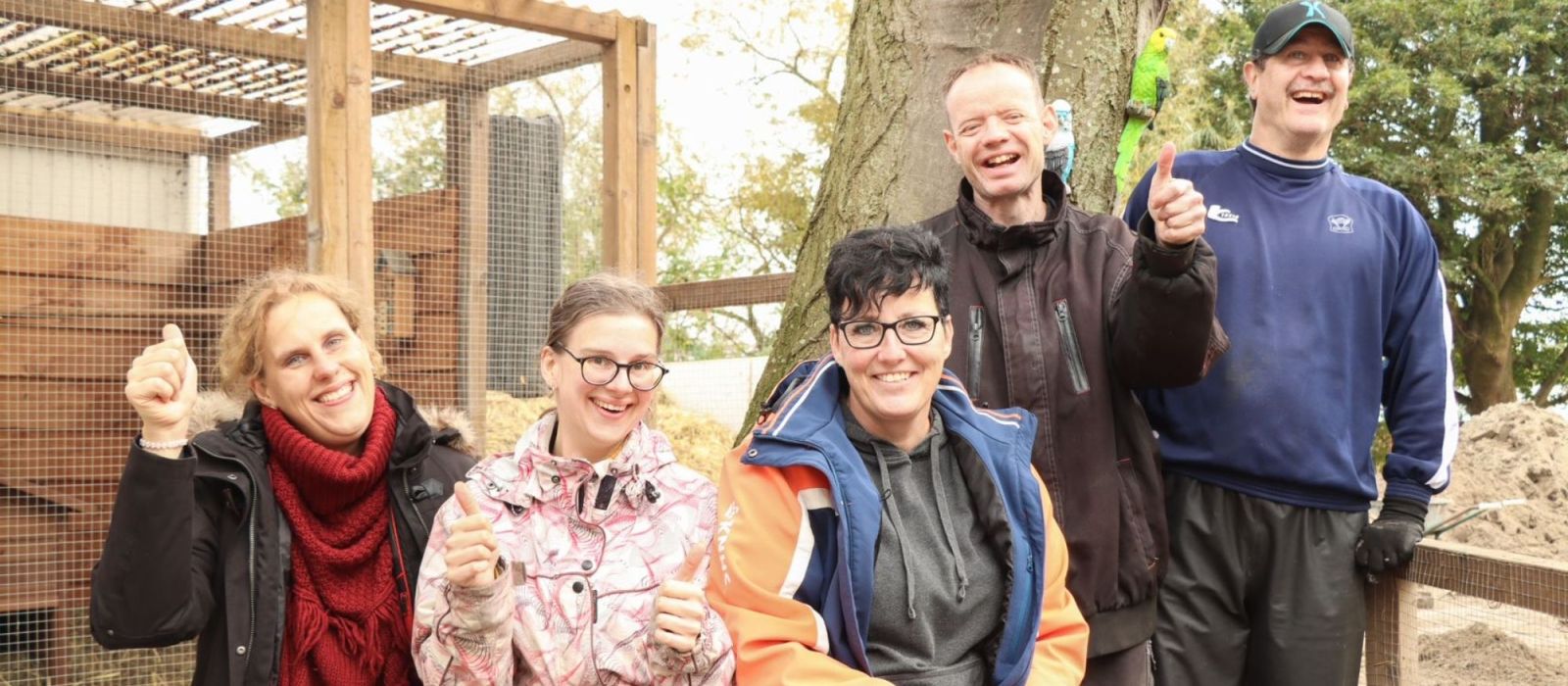 Begeleiders en cliënten van Beschut Werken in Delft