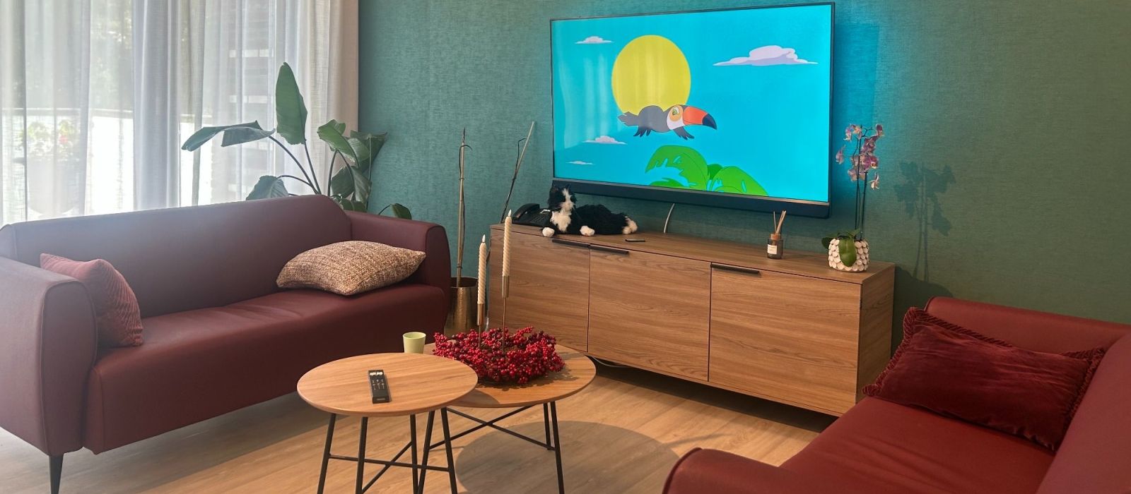 woonkamer van woonlocatie Van Beverningkstraat 1b in Vlaardingen