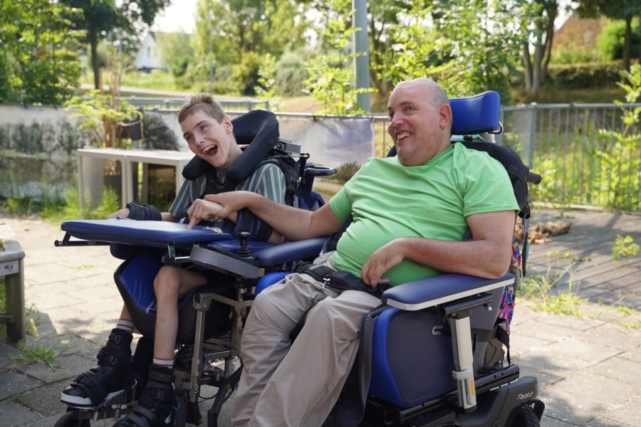 Cliënten in de tuin