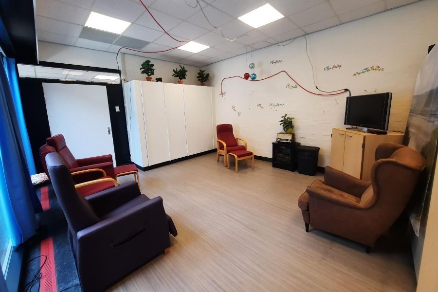 Woonkamer bij dagbesteding de Gouden Regen