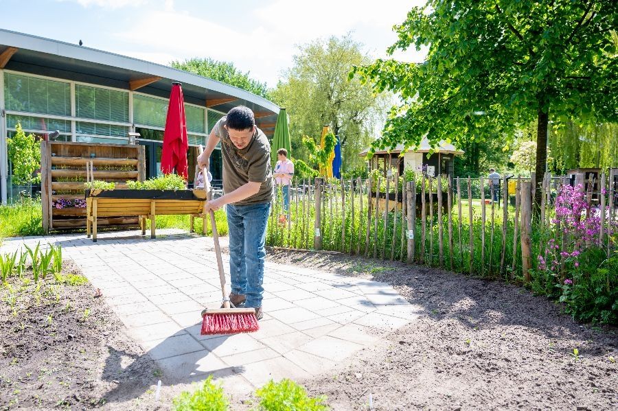 Vegen bij dierenpark De Driespan in Schiedam