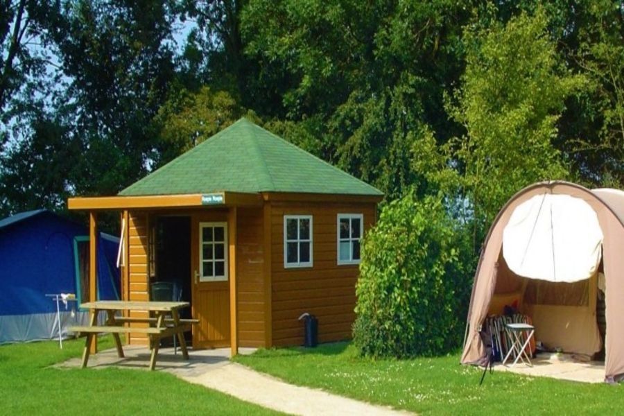 kampeerbungalow