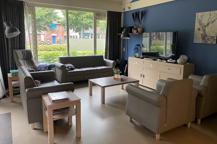 Woonkamer 2 woonlocatie Voorstraat 1-3 in Nootdorp