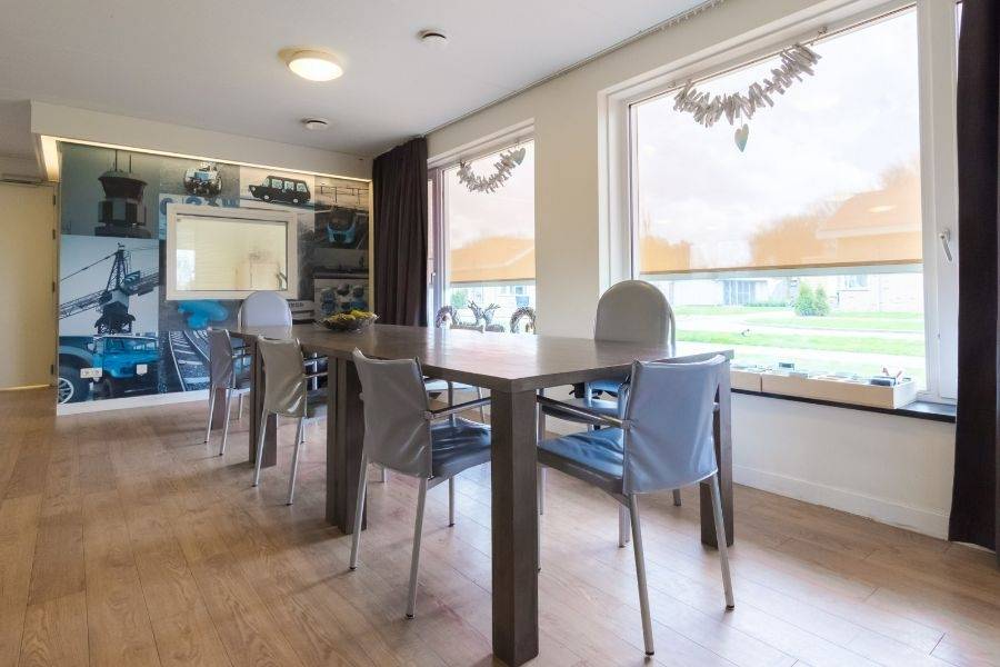 Eettafel woonlocatie Oude Rijnlaan 17-19 in Zwammerdam